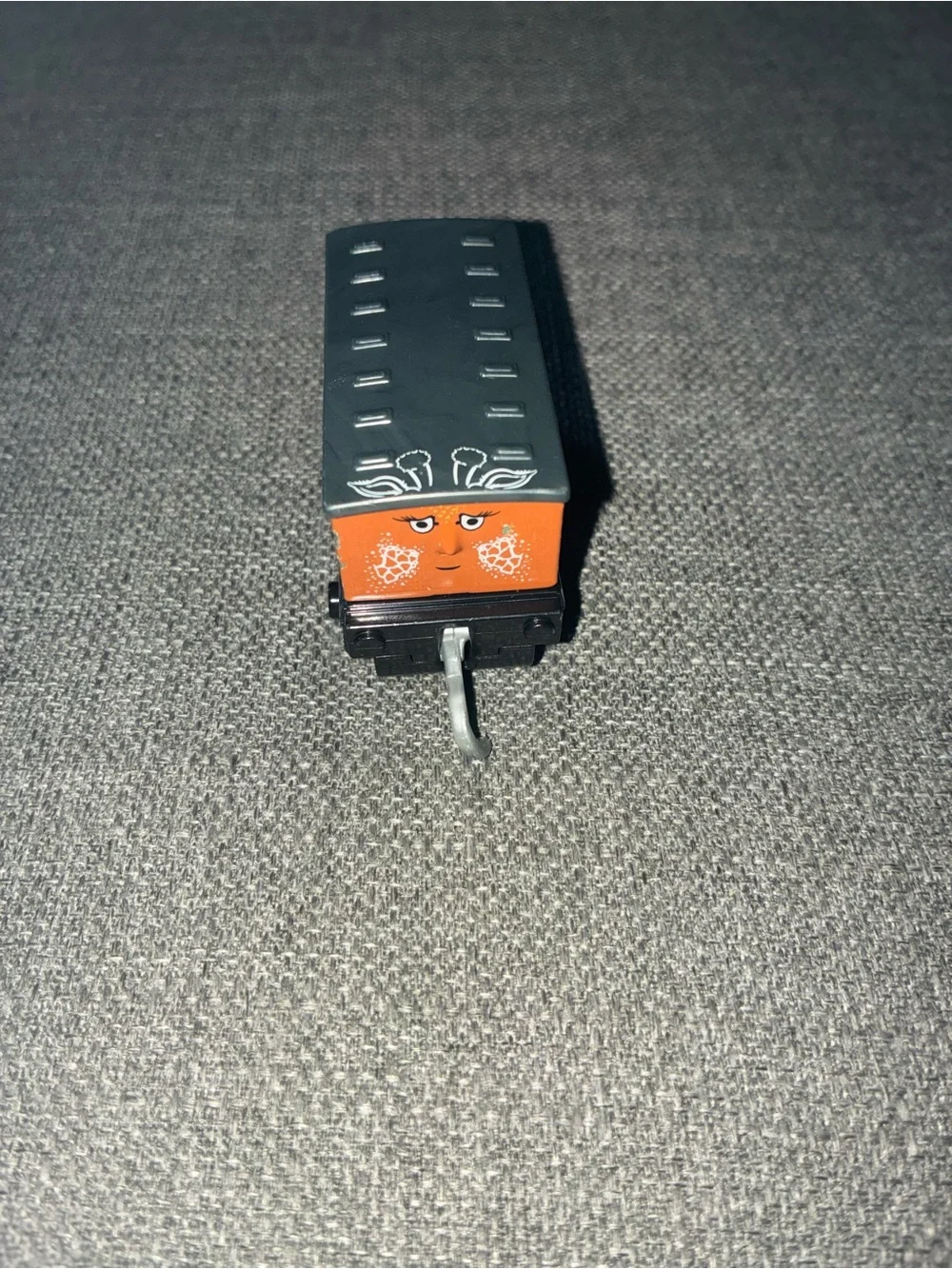 Thomas & Friends Sodor Safari Annie Die-Cast Metal Toy Train Car